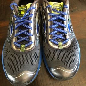 Brooks Ghost 9 Mens Running Shoes, size 11.5